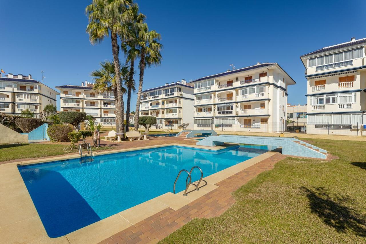 Martas Apartment Torre La Mata Exterior foto
